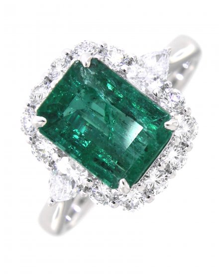 EMERALD CUT DIAMOND RING (TR3147)